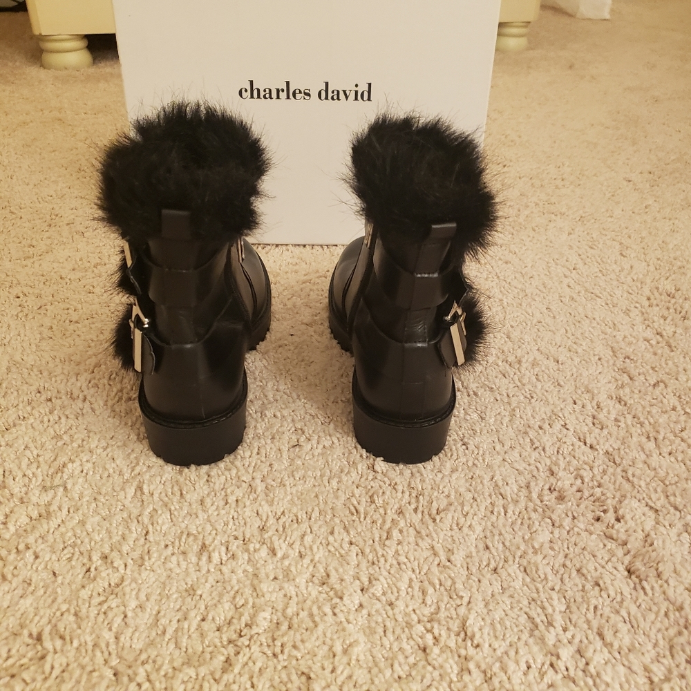 Charles David Reno Black Leather Faux Fur - Picture 6 of 7